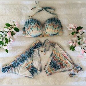 Victoria’s Secret Halter-Tie Top Bikini Set with 2 Bikini Bottoms, 32C Small